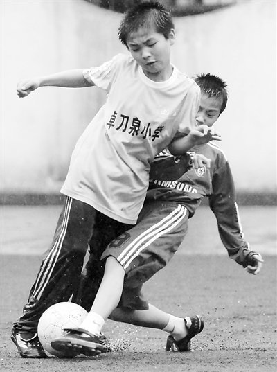 武汉市李桥小学:乡村学校也有足球梦