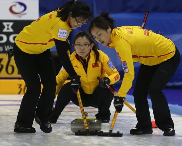 冰壶女队9-5意大利5连胜 将与日本争小组第一