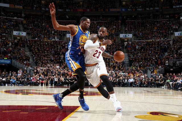 10日视频直播总决赛G4 勇士或横扫骑士16连胜