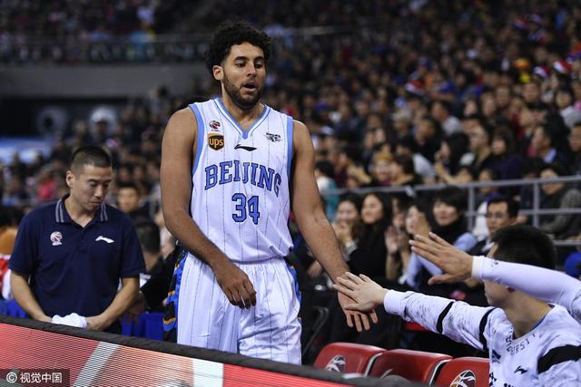 京媒:新外援杰瑞特表现抢眼 莫里斯压力大了