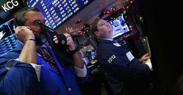 美股跳水 道指一度大跌逾300点