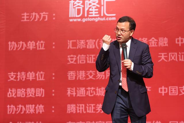 中国经济总量美国60_中国美国