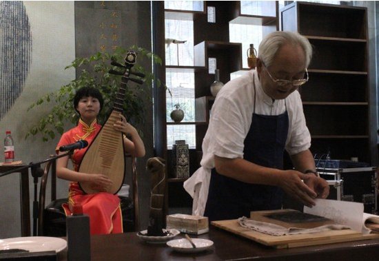 方圆云山诗意手工国学--论桃花坞讲堂之传承90情趣用品后木刻图片