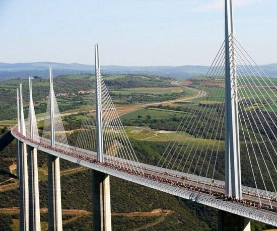 未满十八周岁慎入 盘点全球最性感建筑