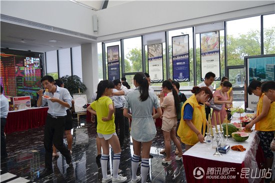 果缤纷 彩生活 中科创新广场水果嘉年华