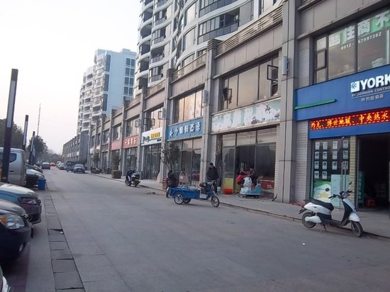 100平方米、总价200万的社区商铺 真难找!