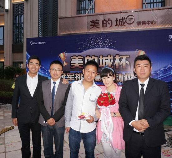 足球、烤串加啤酒,高手在民间!