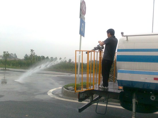 泰州市集中整治工地扬尘