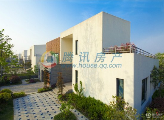 泰州华侨城纯水岸2期认筹享两重大礼