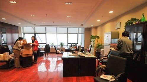 江苏沛县回应过亿办公楼装修:已全部整改(图)