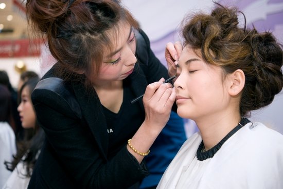 万达女人季+美女大变身