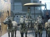 秦始皇兵马俑(一号坑后视)