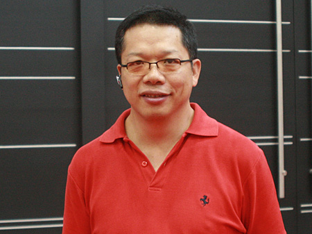 王志东图片