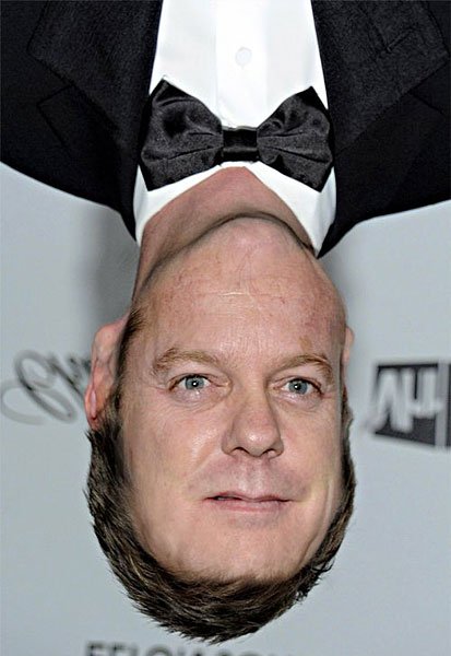 组图]18张超搞笑<em>恶搞</em>名人PS图片 <em>头发</em>长在下巴