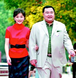 阳光传媒吴征辞去盛大董事职务转投华友世纪_