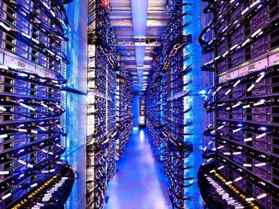 微软全球最大数据中心:集装箱放置服务器_IT新