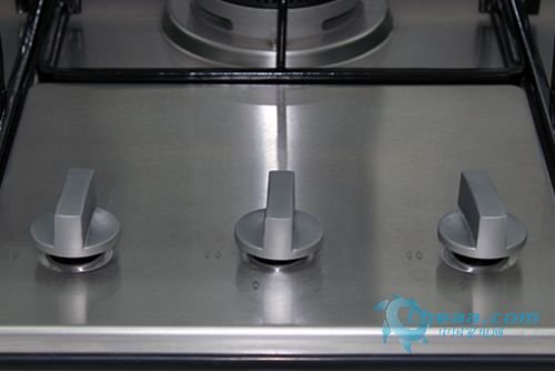 方太新款三眼燃气灶HL02热销价3999元_家电