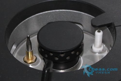 方太新款三眼燃气灶HL02热销价3999元_家电