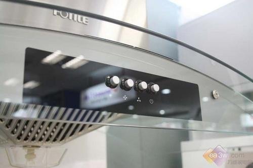 厨房油烟太油腻 2000元买啥油烟机好_家电新