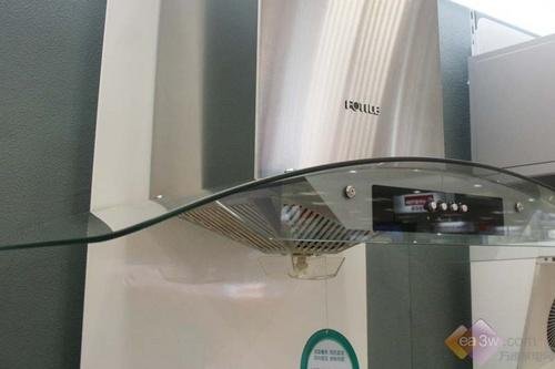 厨房油烟太油腻 2000元买啥油烟机好_家电新
