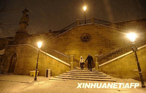 北半球严寒持续 地球进入“微型冰河期”(图)