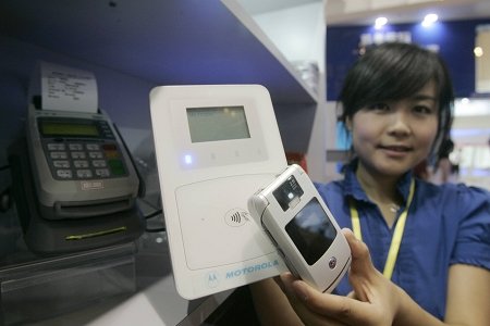 手机支付面临发展模式与技术层面两大考验