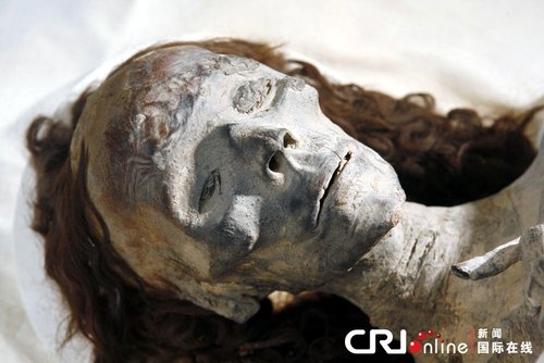 埃及展示法老木乃伊 揭图坦卡蒙死亡之谜(图)