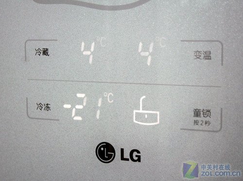 LG三门冰箱现售5880元 搭配施华洛世奇