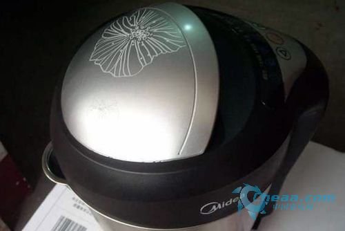 美的多功能豆浆机DS15C11热销价459元