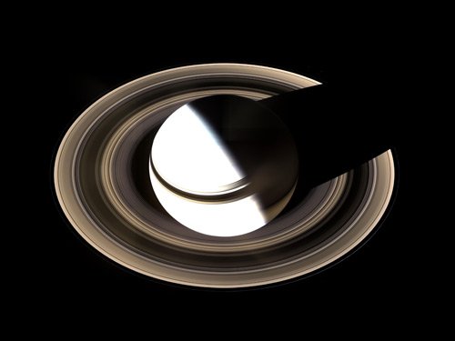 “卡西尼”揭开土星秘密：土卫二羽状水蒸汽