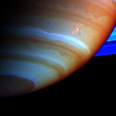 “卡西尼”揭开土星秘密:土卫二羽状水蒸汽