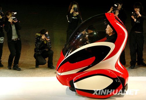 通用公司电动联网概念车上海全球首发(组图)