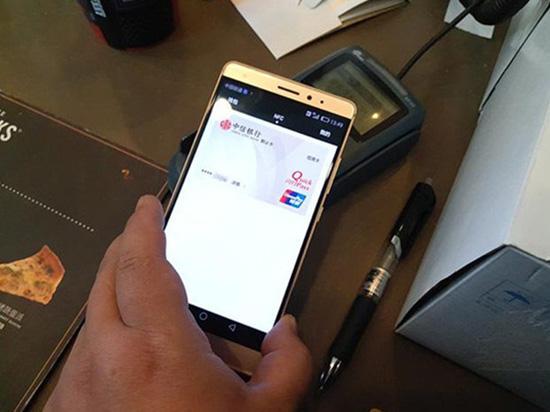 华为Pay手机支付服务上线 支持25家银行可绑