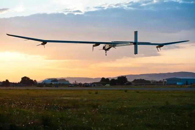 瑞士“阳光动力号”飞机明年将环球航行