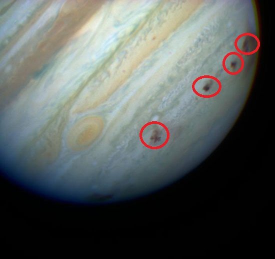 历史上“苏梅克-列维9”彗星上演木星大冲撞