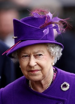 英国女王在Facebook上登记注册 周一对外开放