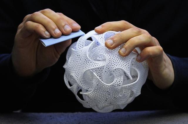 3D打印业成长的烦恼：肥肉到手 却无从下口