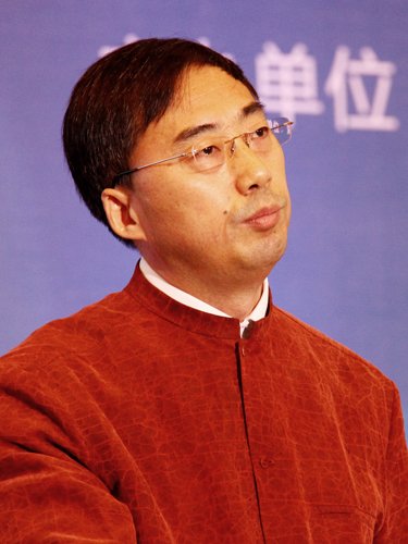 图文:深圳市科技创新委员会主任陆健发言_科技