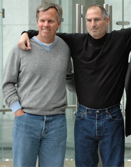 前苹果零售主管约翰逊失业 好马再吃回头草?