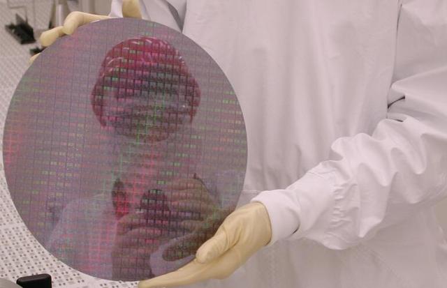 三星宣布10纳米芯片开始量产