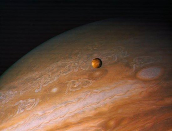 科学家发现两颗木星新卫星 与旋转轴逆向而行