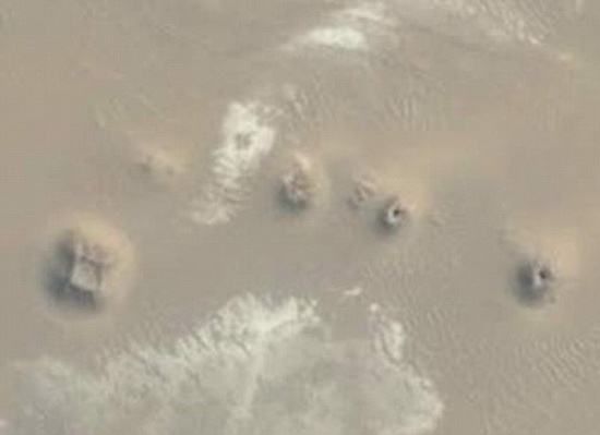 科学家通过谷歌地球发现埃及两处隐形金字塔