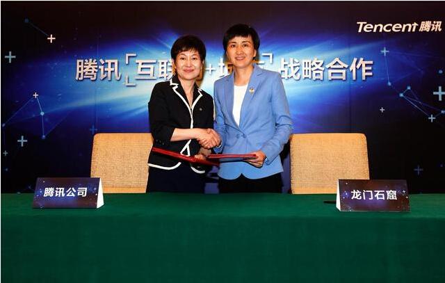 着海南眼省政府发布台风六二级预警很 琼各地全力防范
