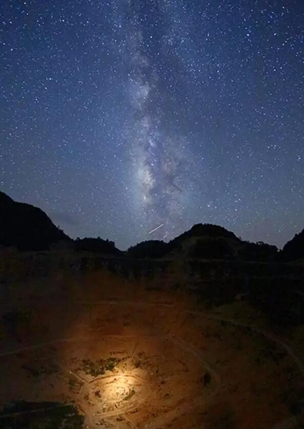 FAST望远镜 用地球最大的&ldquo;耳朵&rdquo;聆听宇宙