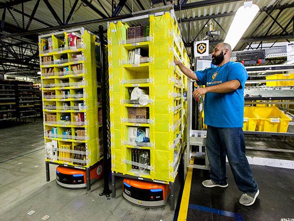 亞馬遜私有化Kiva機器人 倉儲機器人產業要火