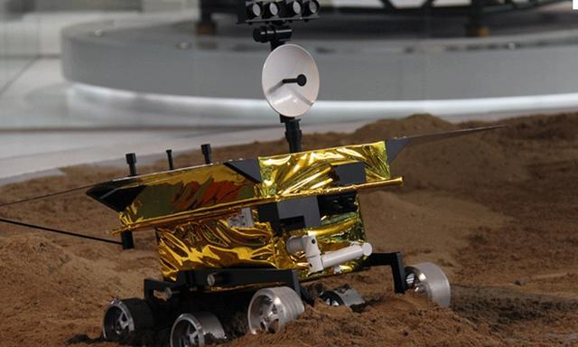 嫦娥三号成功唤醒 我国突破探测器月夜生存技术