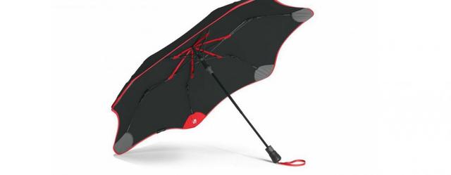 可用手机跟踪位置的智能雨伞问世 再也不怕丢