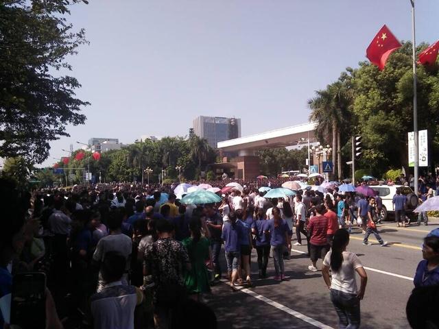 手机供应商福昌电子倒闭追踪:员工要求失业补偿