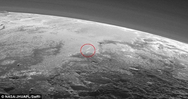 冥王星存在云层 但无法恢复其“行星身份”