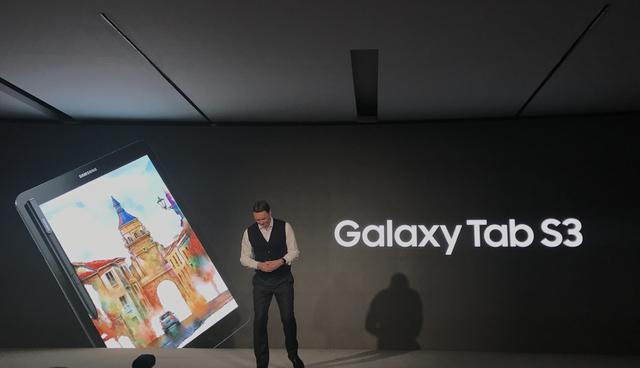三星平板电脑Galaxy Book亮相MWC，S8将于3月29日发布